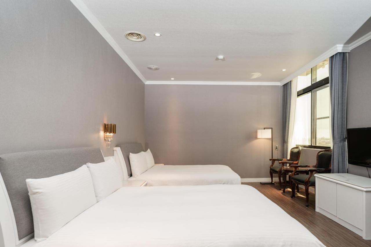 Yilan Fu Hsiang Hotel מראה חיצוני תמונה