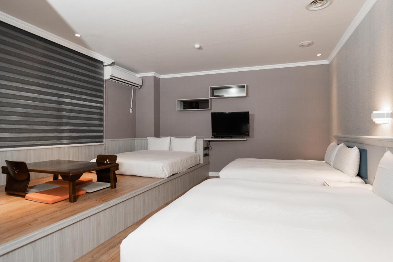 Yilan Fu Hsiang Hotel מראה חיצוני תמונה