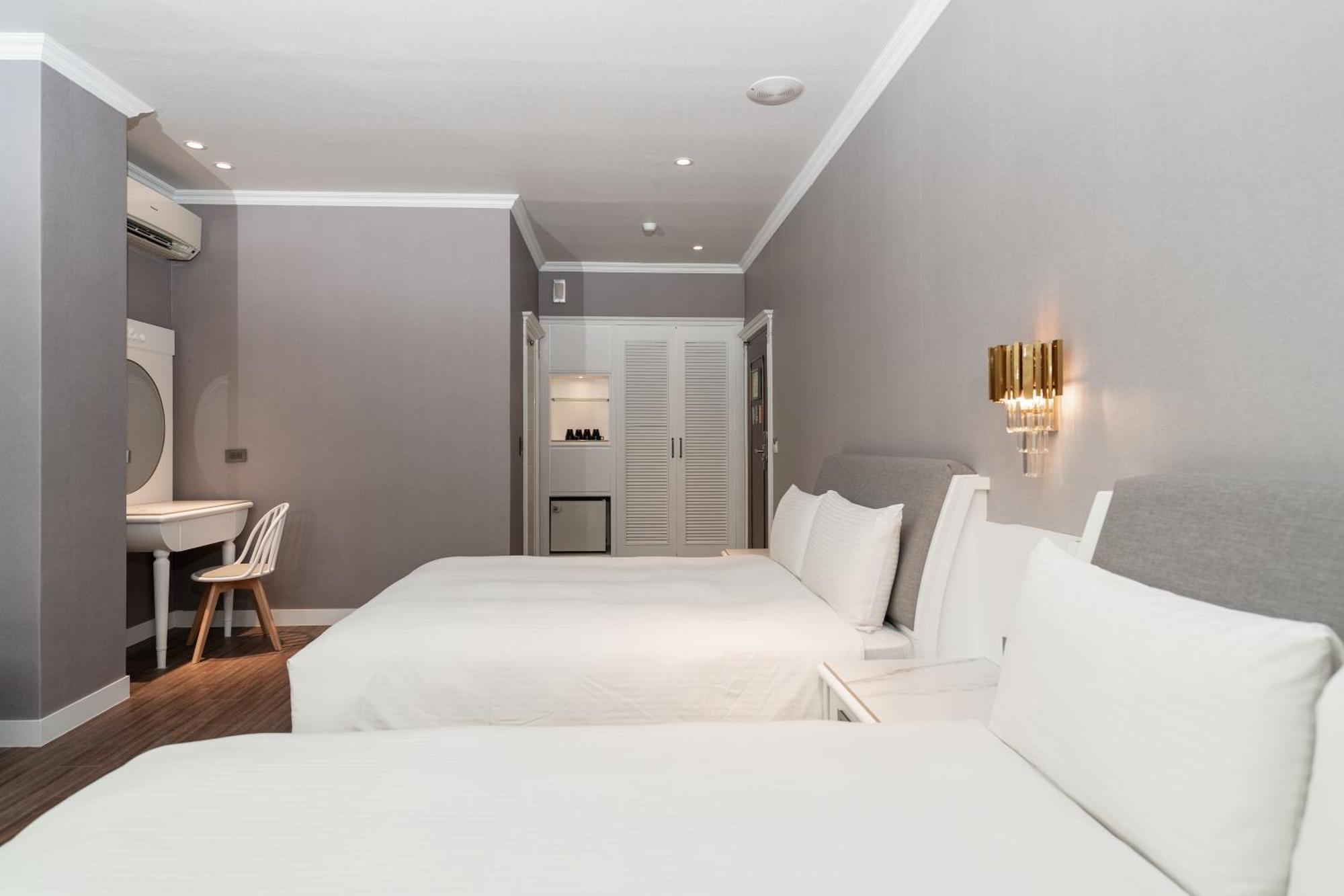 Yilan Fu Hsiang Hotel מראה חיצוני תמונה